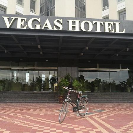 Naypyidaw Vegas Hotel - Nay Pyi Taw מראה חיצוני תמונה