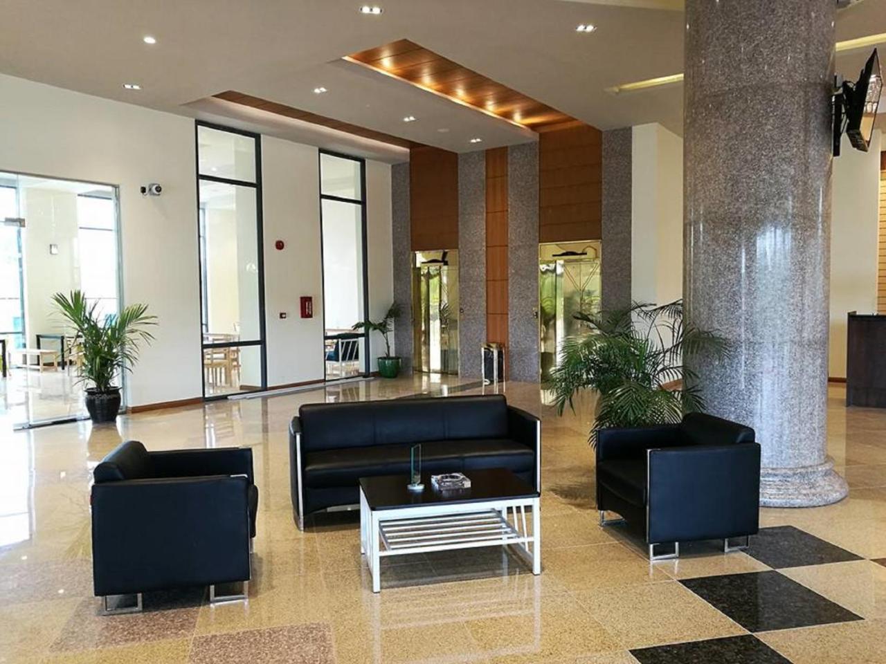 Naypyidaw Vegas Hotel - Nay Pyi Taw מראה חיצוני תמונה