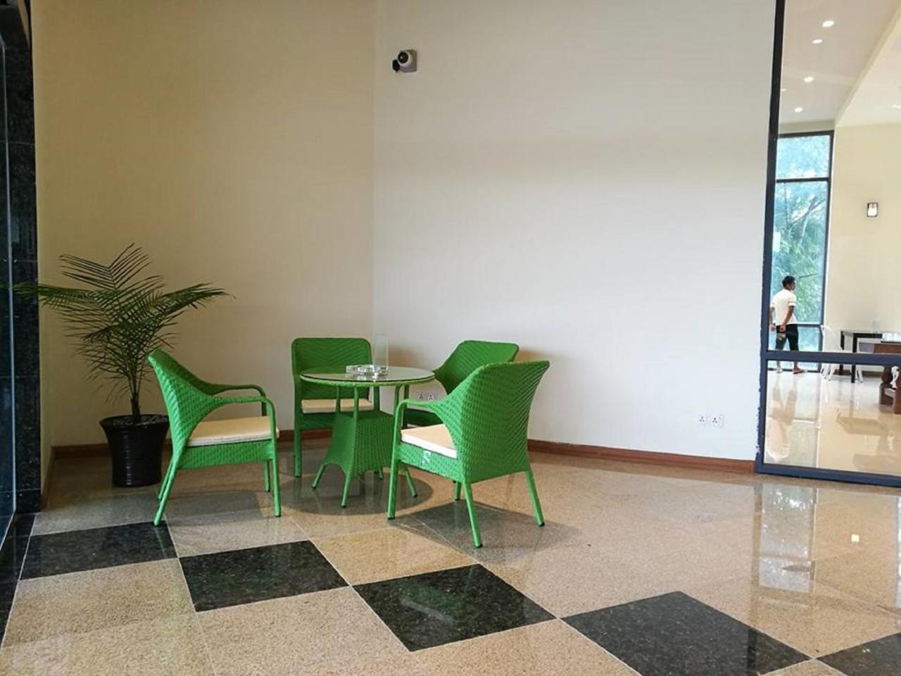Naypyidaw Vegas Hotel - Nay Pyi Taw מראה חיצוני תמונה