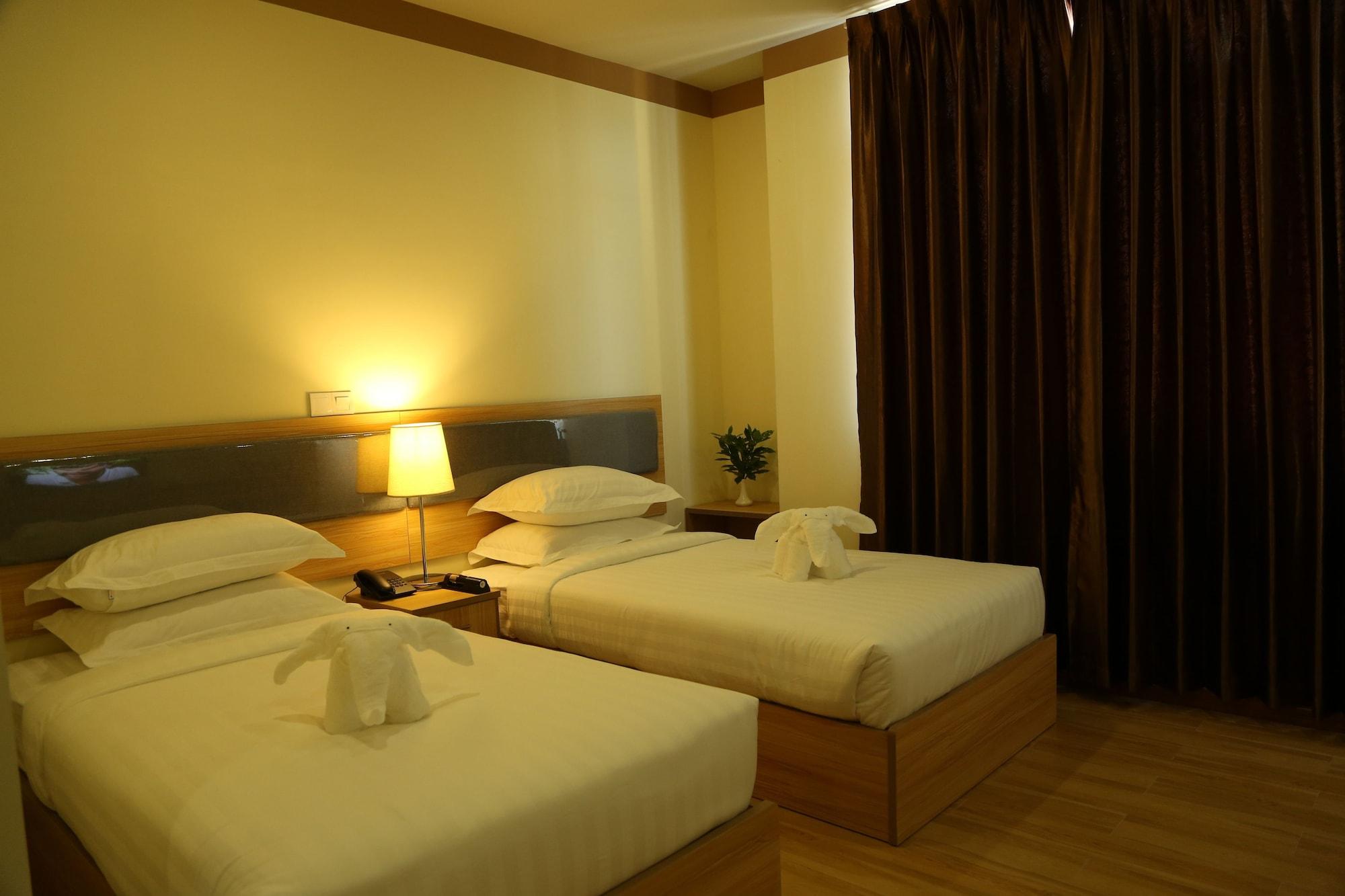 Naypyidaw Vegas Hotel - Nay Pyi Taw מראה חיצוני תמונה